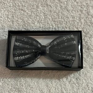 Tytus ties Black Music Note Bow Tie